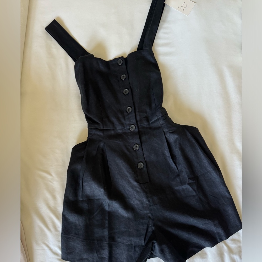 Target linen romper new with tags